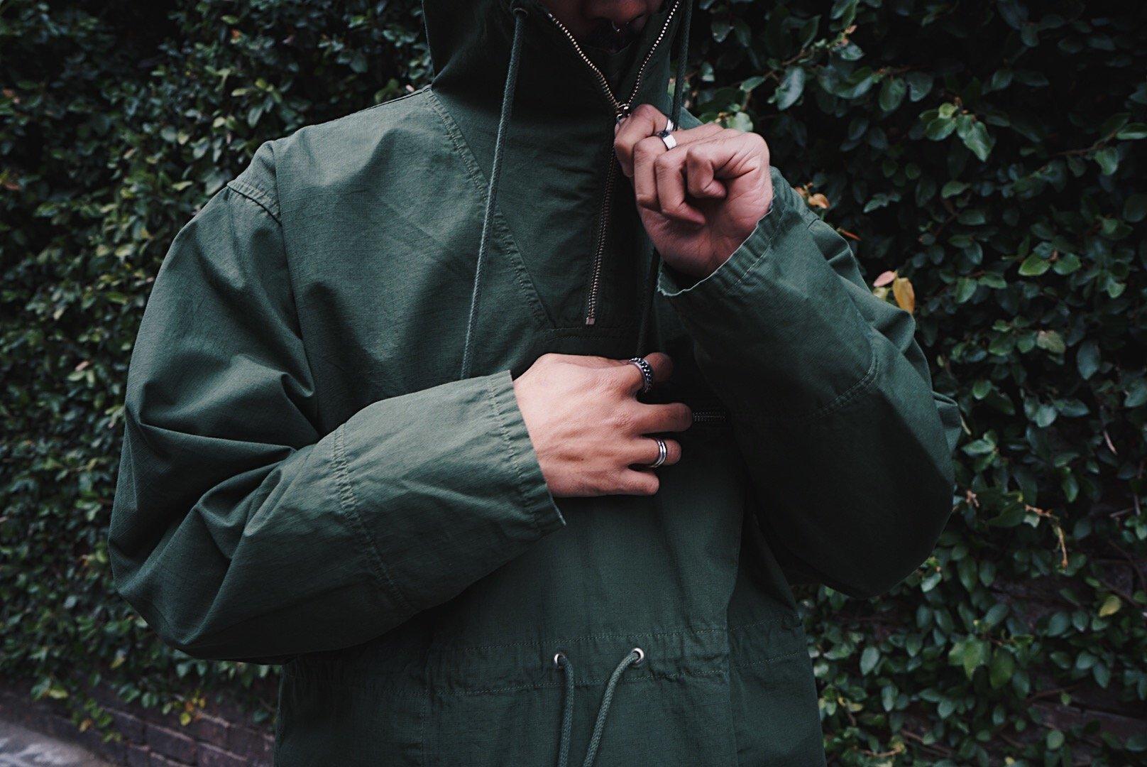 Eat Dust Everest Smock