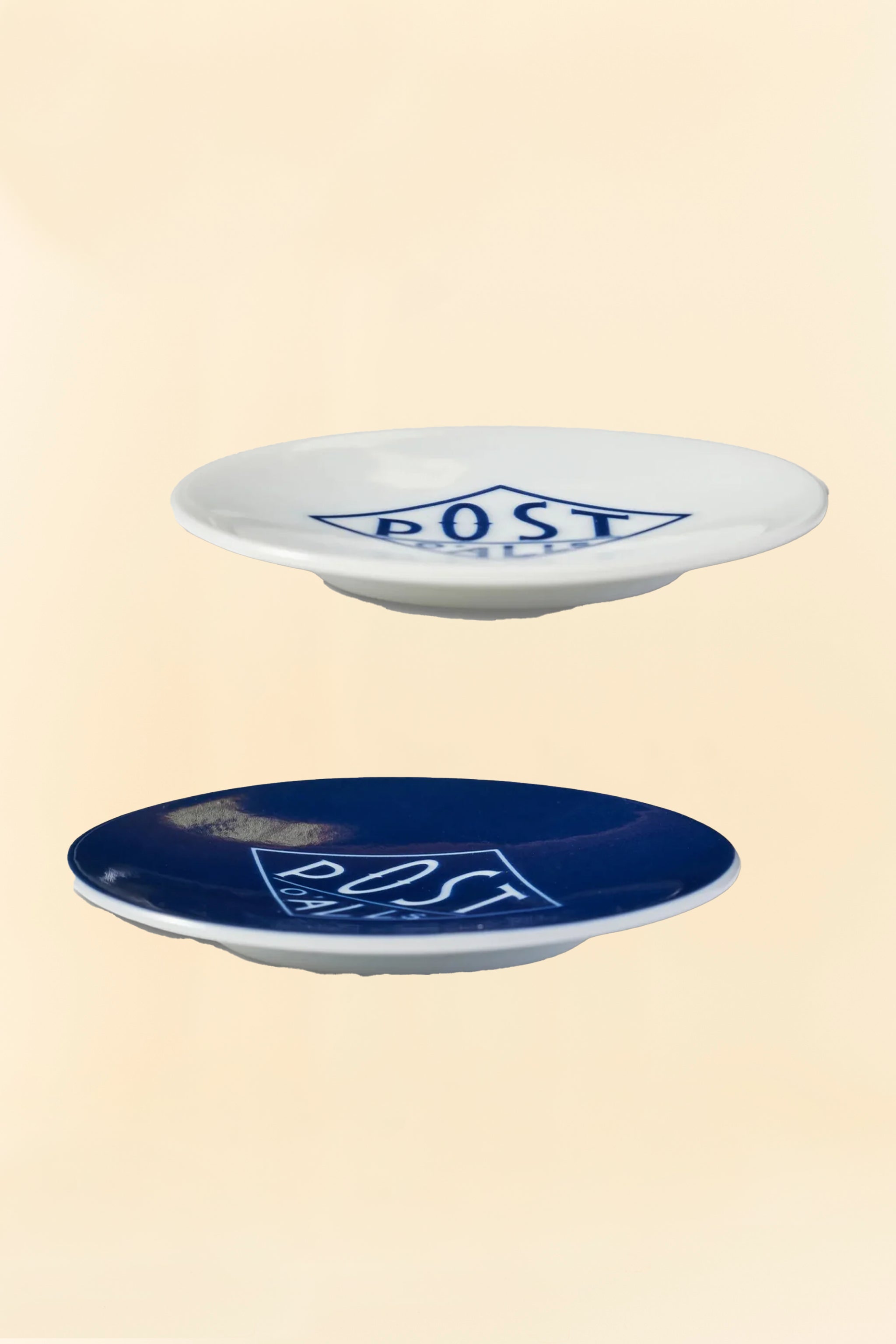 POST O'ALLS Small Plate Set