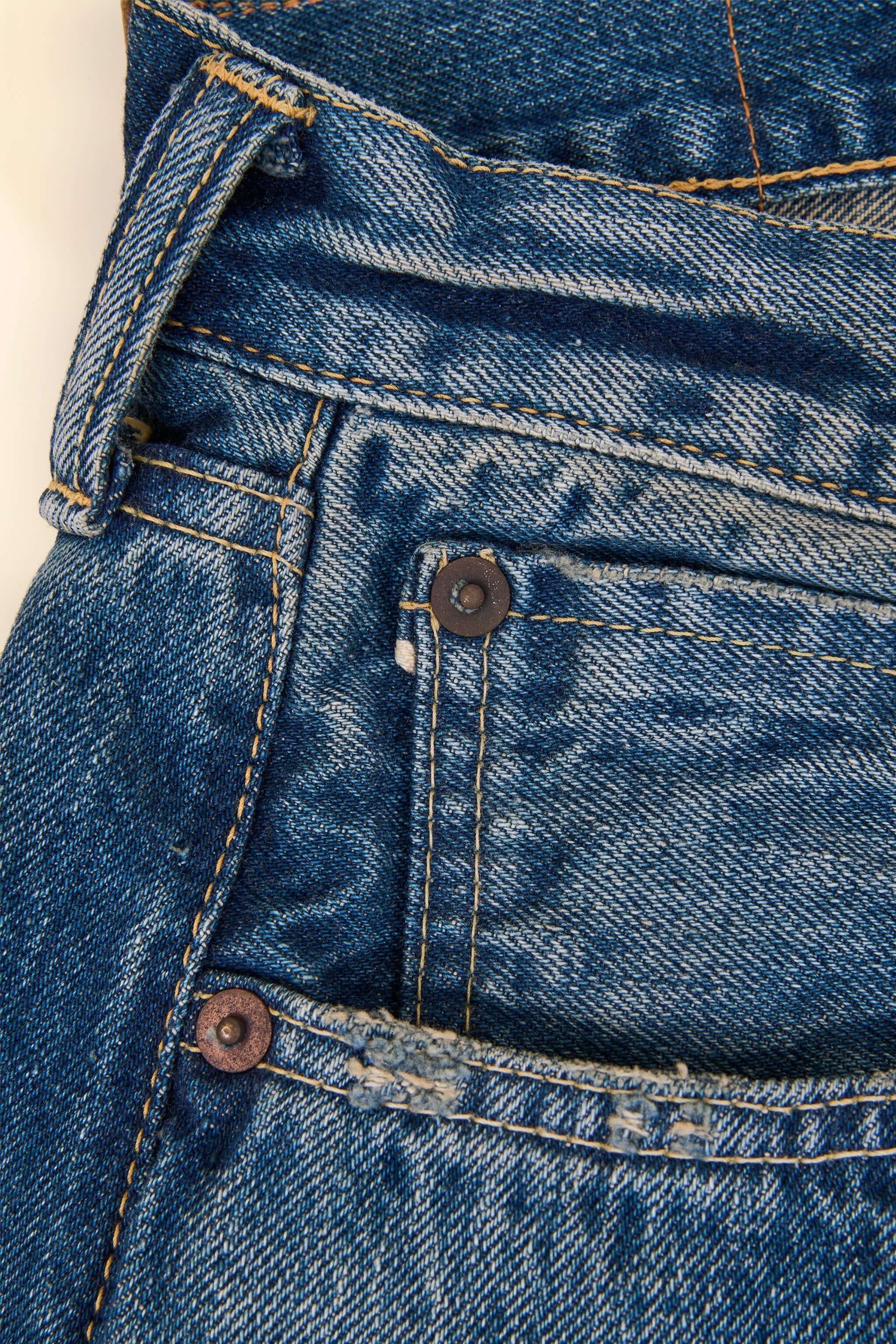 Godspeed 1950UV Vintage Wash Selvedge Jeans – front pocket with hand-distressed details
