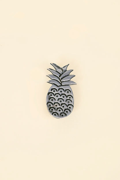 Munqa Pineapple Pin