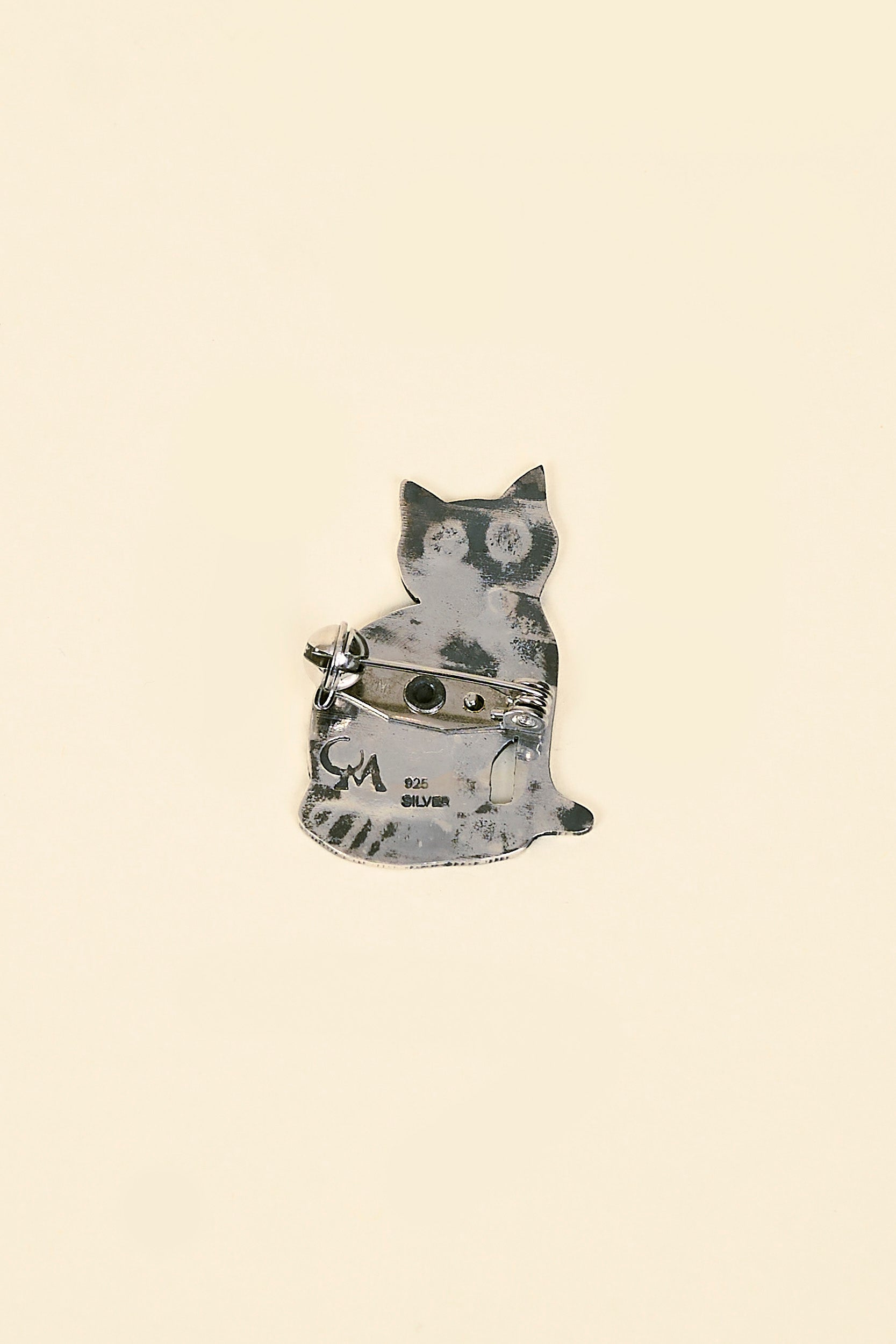 Munqa Cat Pin