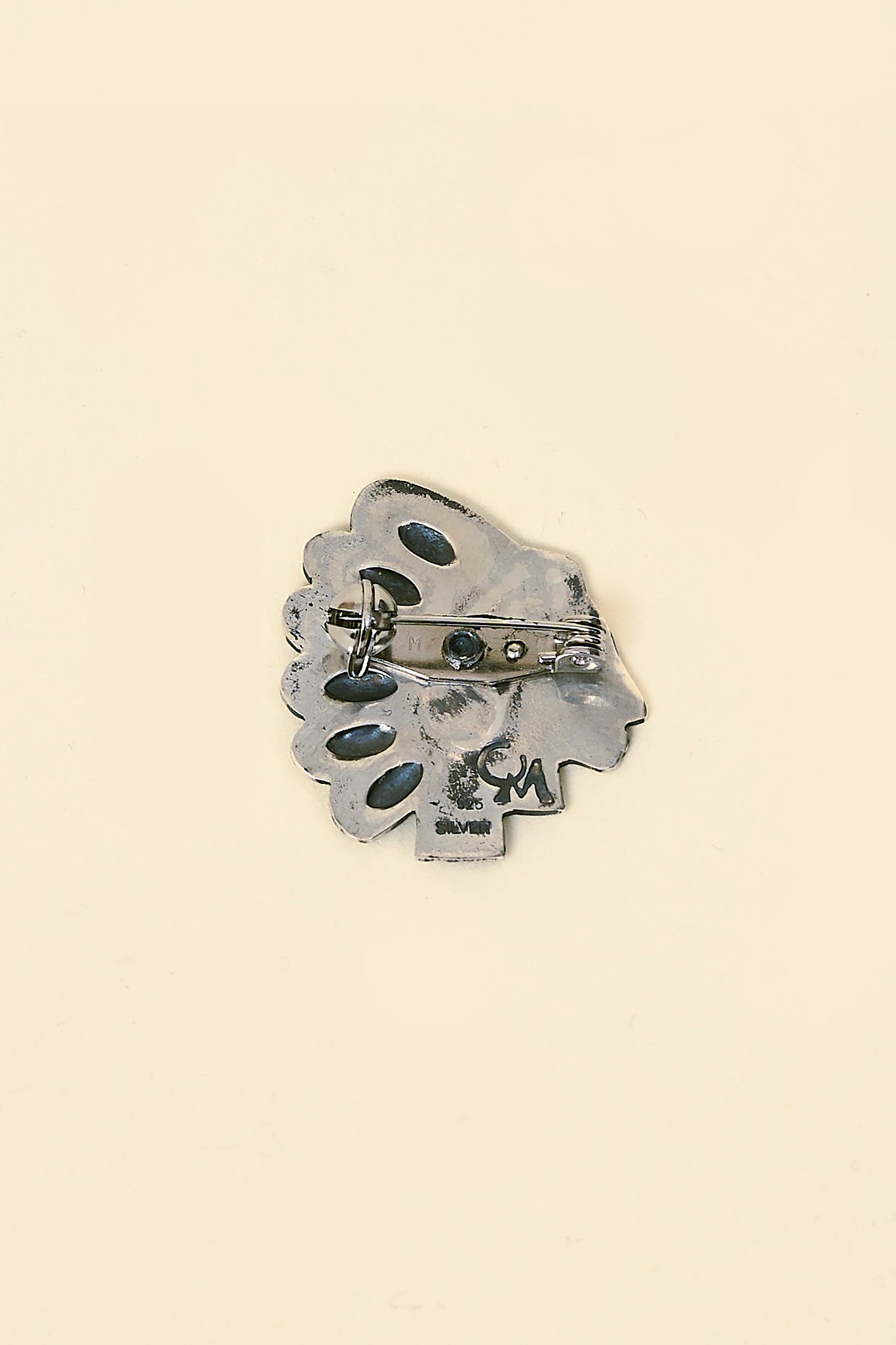 Munqa Chief Pin