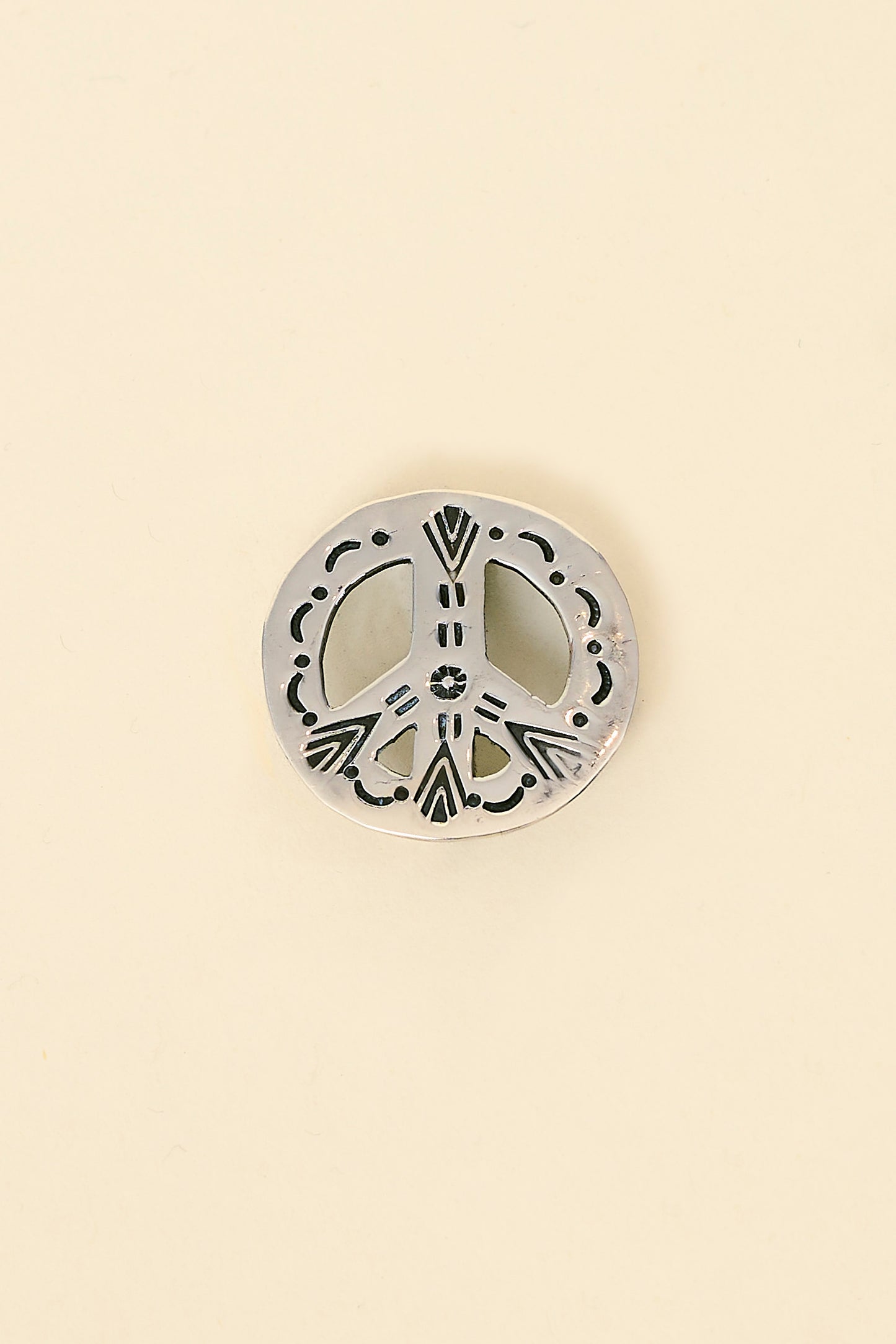 Munqa Peace Pin