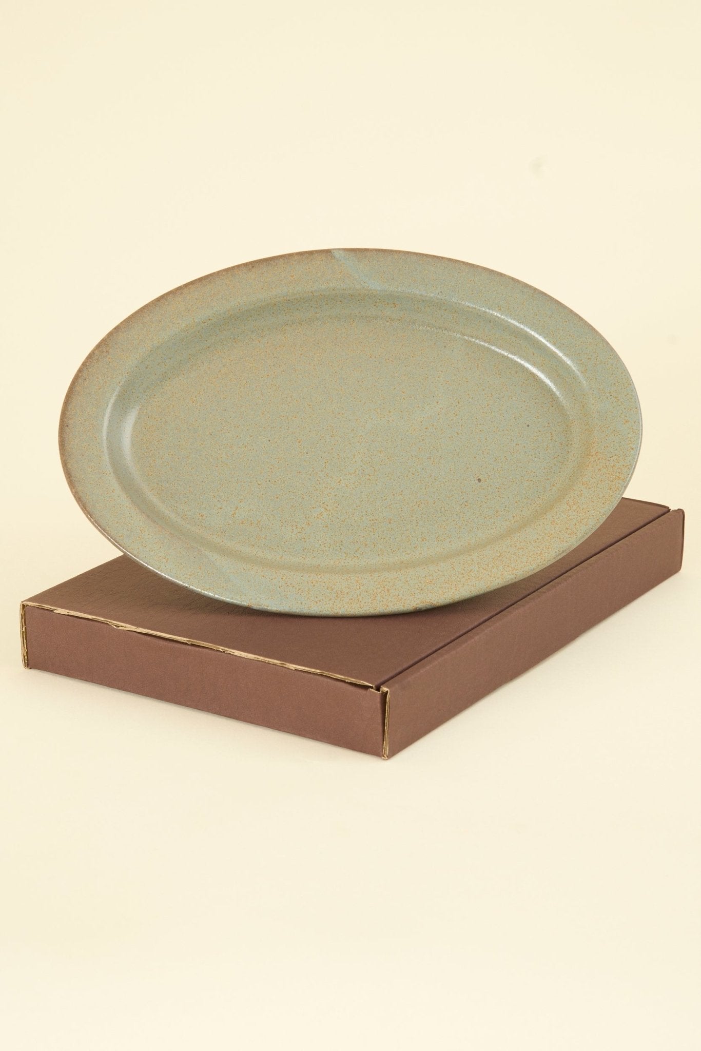 CHIPS Inc. Ancient Pottery Oval Plate - Gray - CHIPS inc. - URAHARA