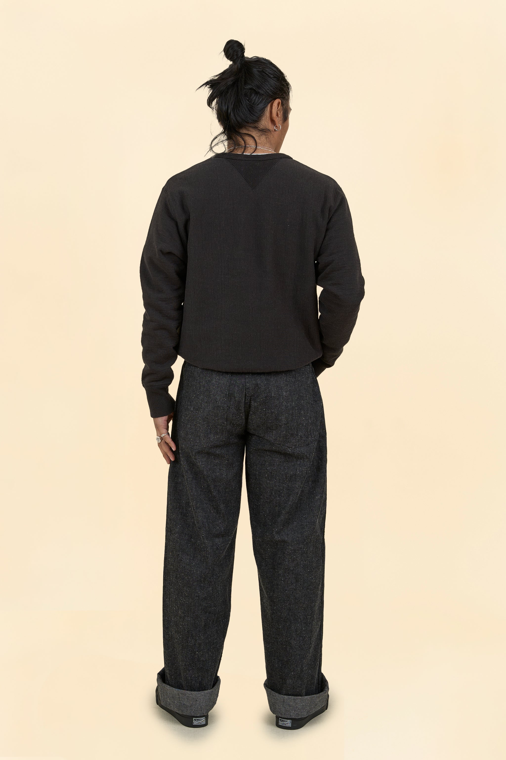 UES New Purcara Sweatshirt - Black