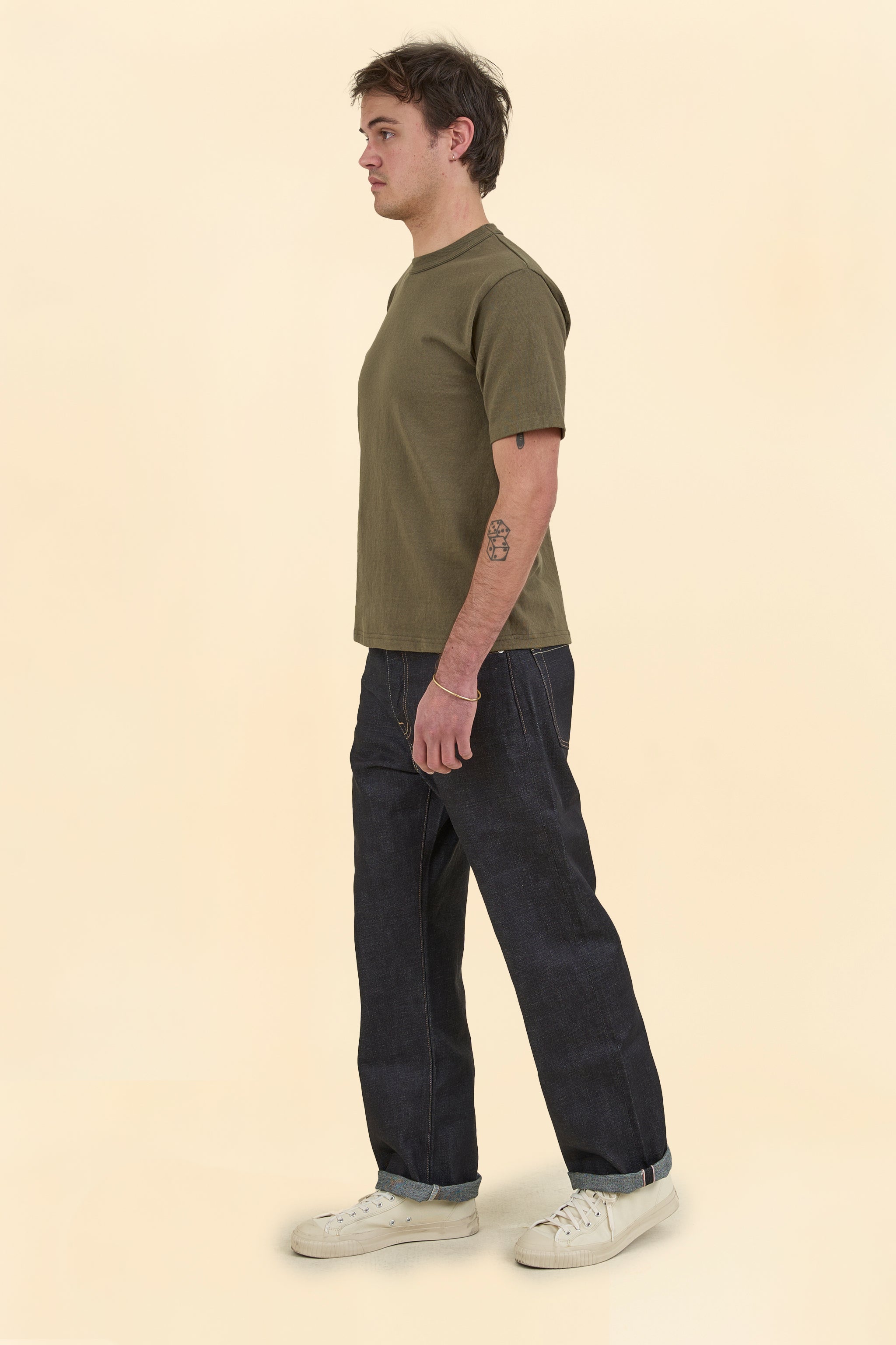 Momotaro #100 Standard Straight - 14.7oz