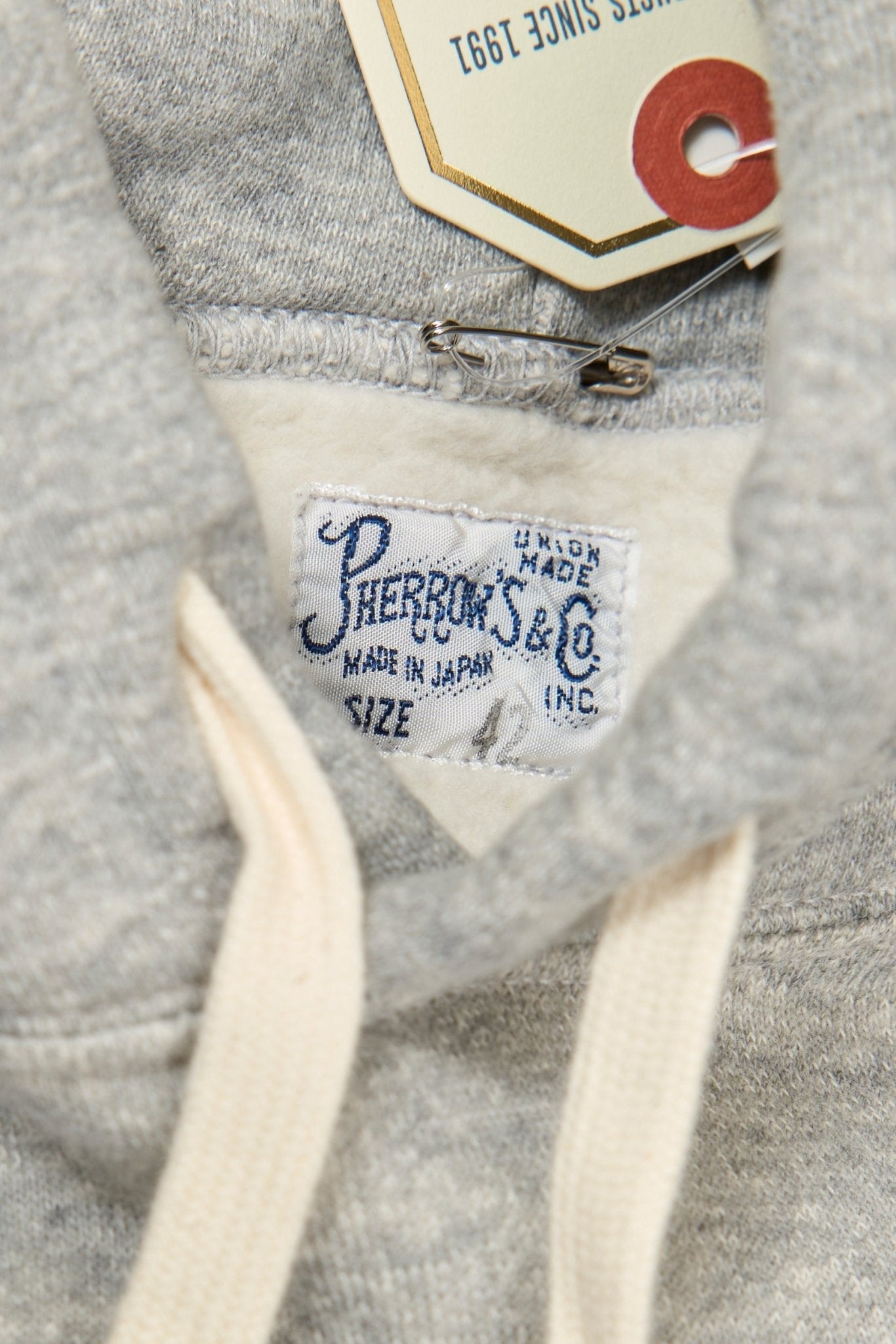 Pherrow's Loopwheel Hooded Raglan Sweatshirt - Heather Gray - Pherrow's - URAHARA