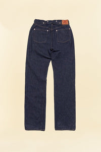 TCB 20’s Jeans – rear fit view showing medium-high rise, back pockets and straight-leg silhouette.
