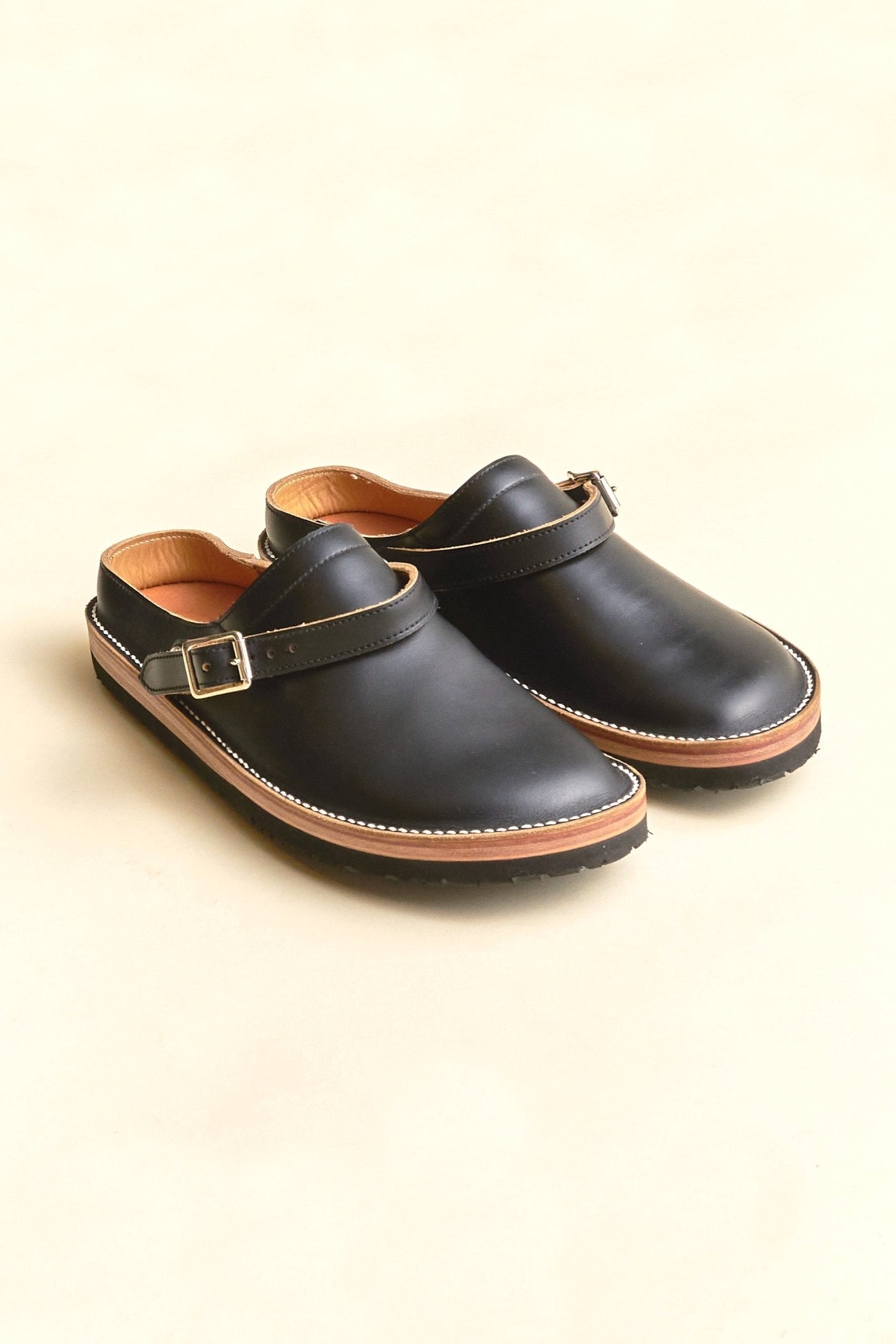 Zerrows Sabot Sandal - Black -Zerrows - URAHARA